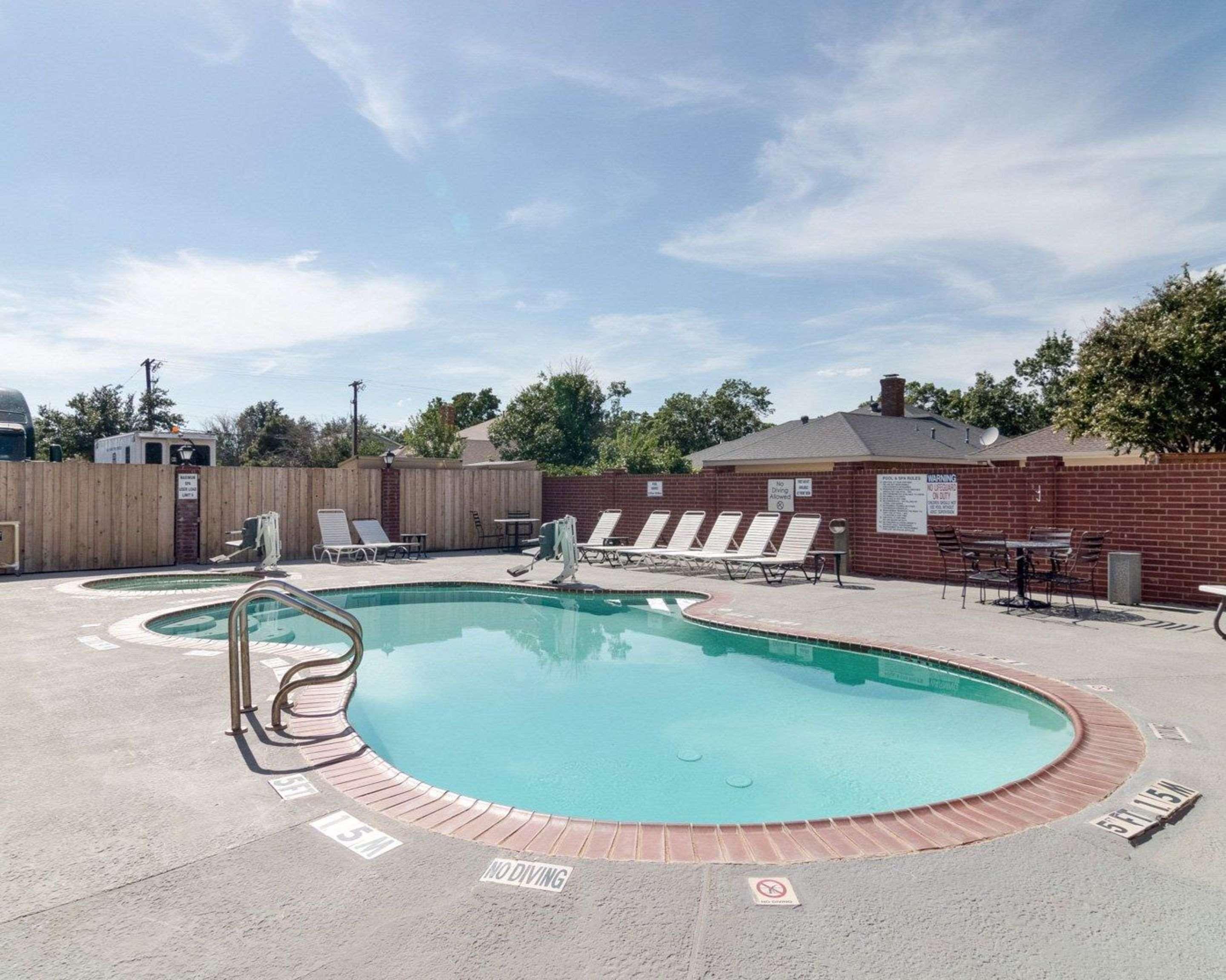 Quality Suites Midland North Loop 250 Bagian luar foto