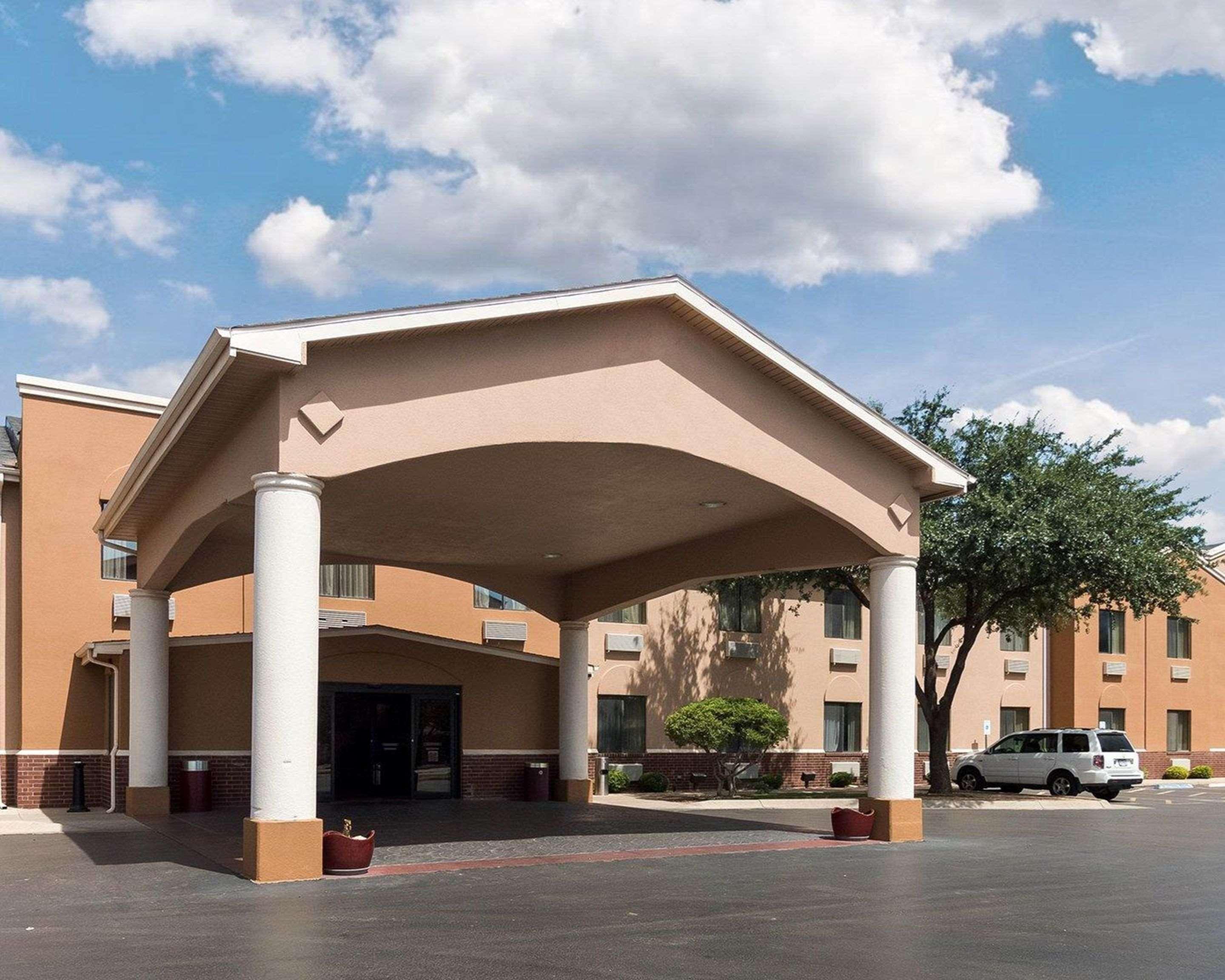 Quality Suites Midland North Loop 250 Bagian luar foto