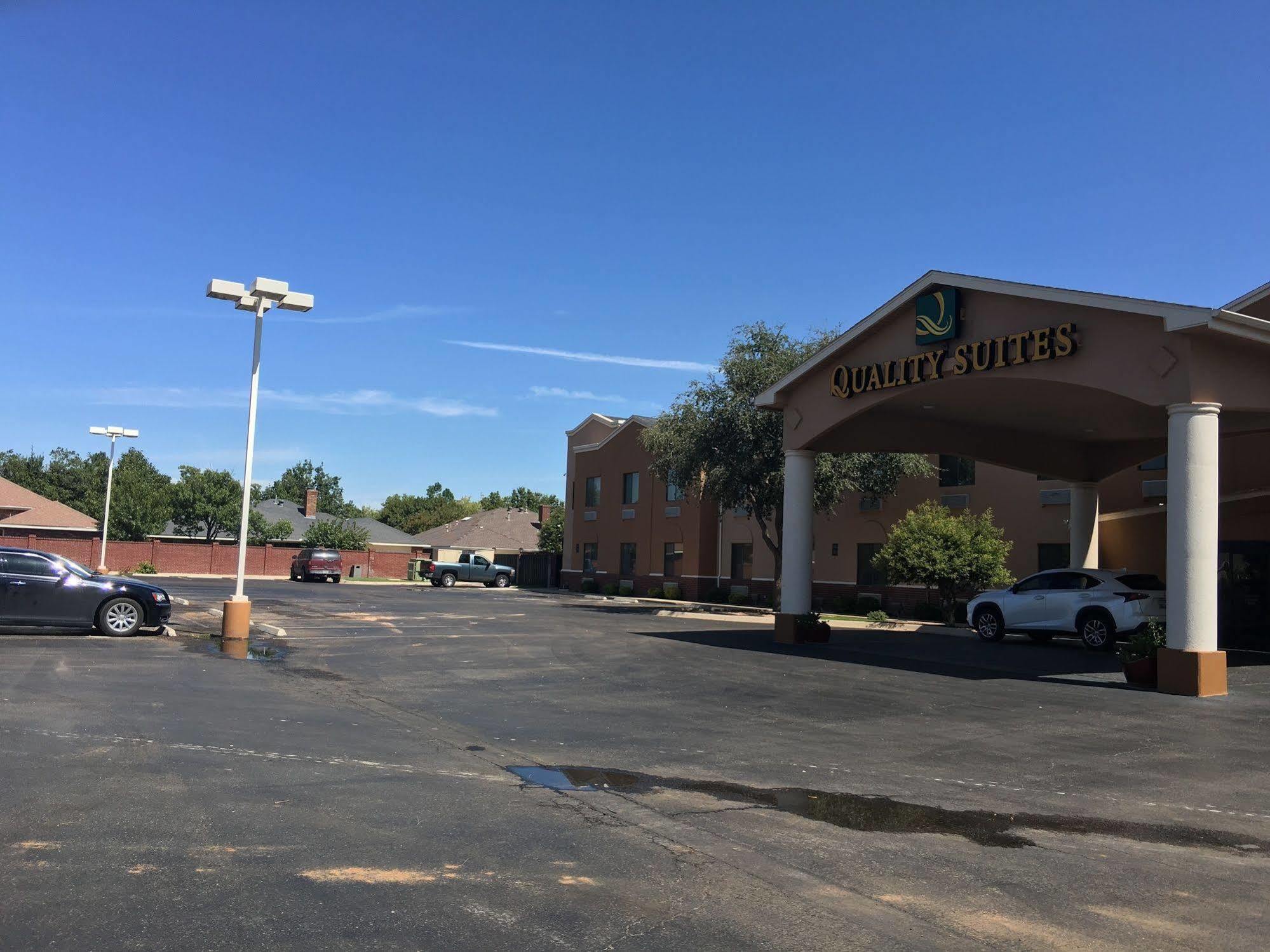 Quality Suites Midland North Loop 250 Bagian luar foto